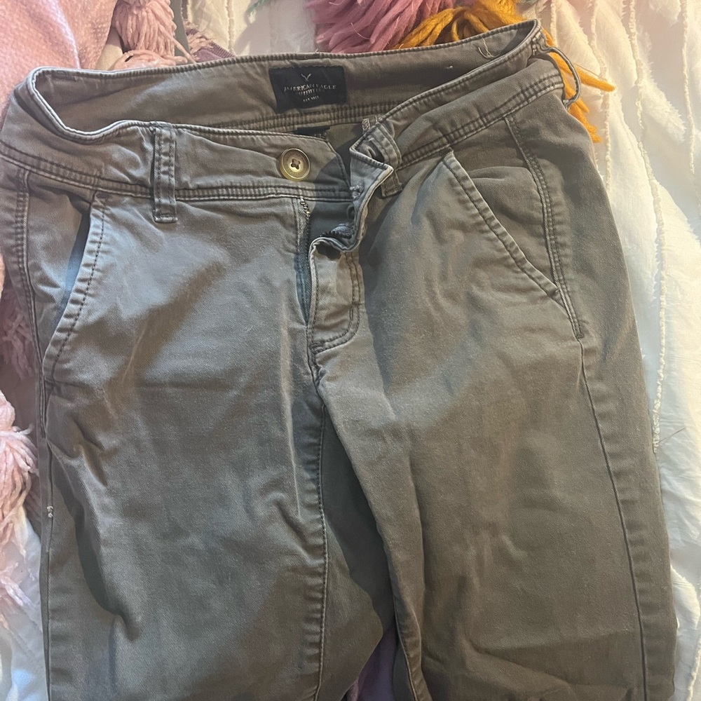American eagle 00 khakis olive green boot cut